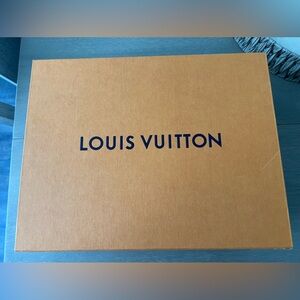 LOUIS VUITTON BOX 14X11-NO DAMAGES